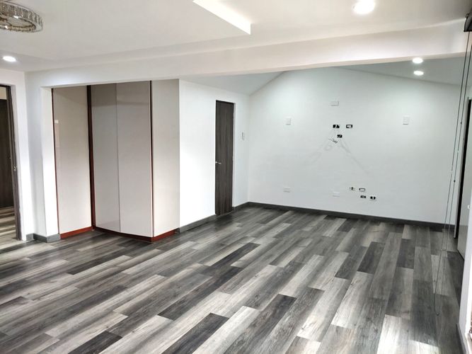 Casa de 4 alcobas en venta en Las Villas, Bogotá, 333 m² · foto 8 de 24