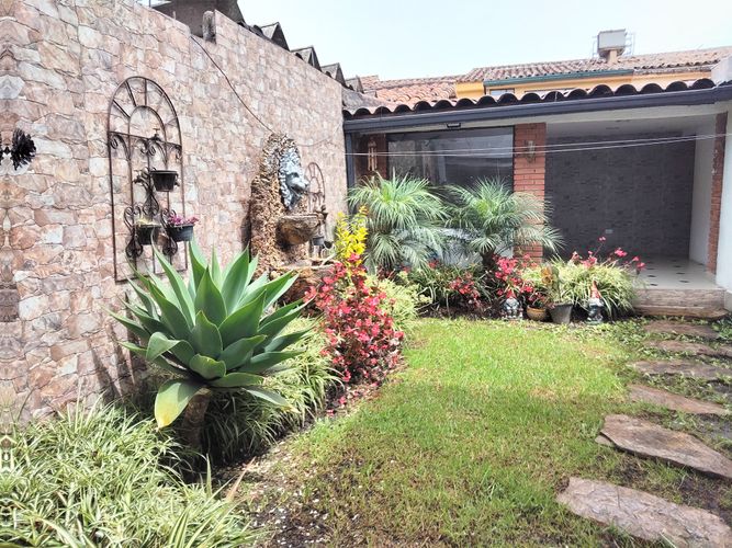 Casa de 4 alcobas en venta en Las Villas, Bogotá, 333 m² · foto 6 de 24