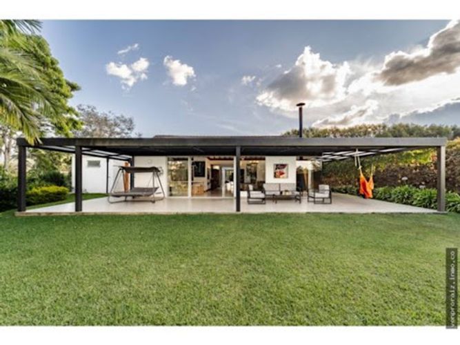 Casa de 3 alcobas en venta en El Porvenir, Rionegro, 430 m² · foto 19 de 20