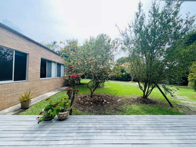Casa de 6 alcobas en venta en El Porvenir, Rionegro, 430 m² · foto 2 de 24