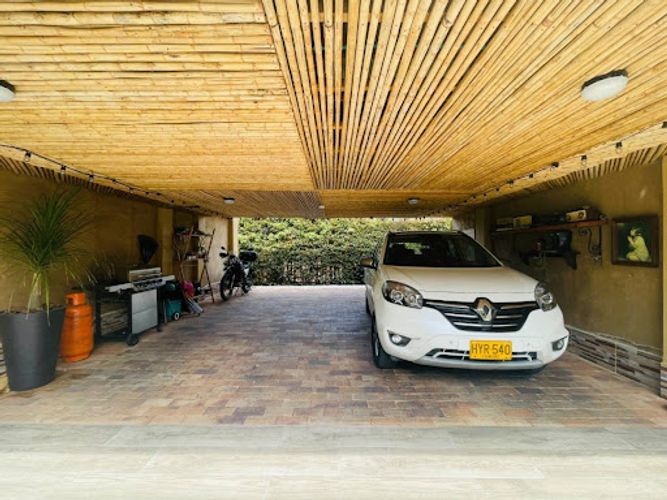 Casa de 6 alcobas en venta en El Porvenir, Rionegro, 430 m² · foto 5 de 24