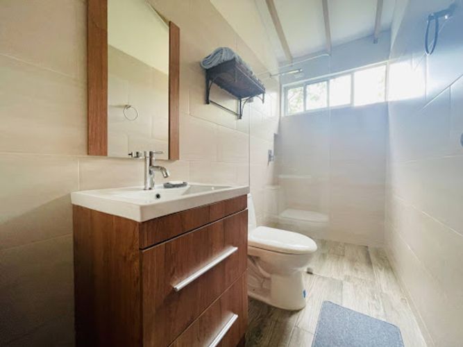 Casa de 6 alcobas en venta en El Porvenir, Rionegro, 430 m² · foto 19 de 24