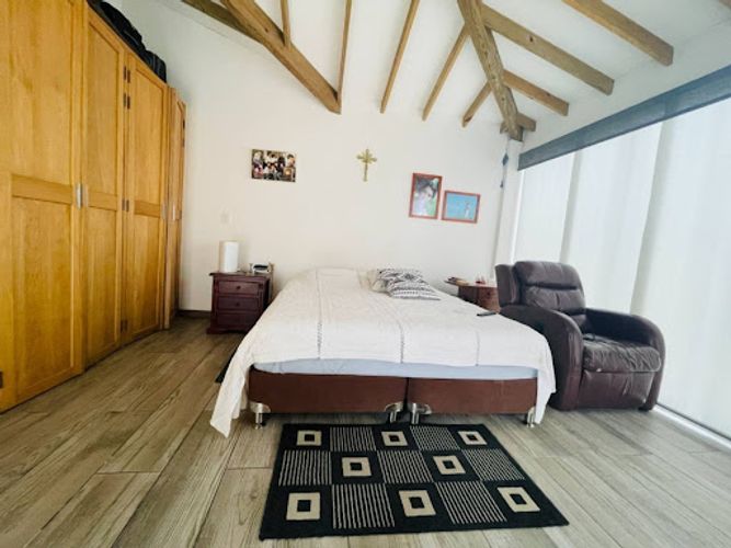 Casa de 6 alcobas en venta en El Porvenir, Rionegro, 430 m² · foto 21 de 24