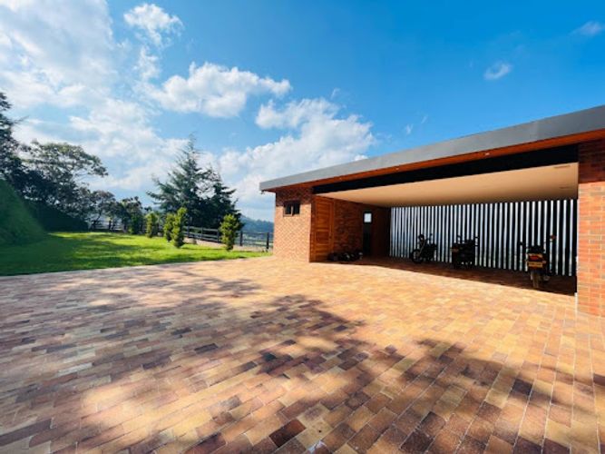 Finca en venta en El Porvenir, Rionegro, 411 m² · foto 13 de 24