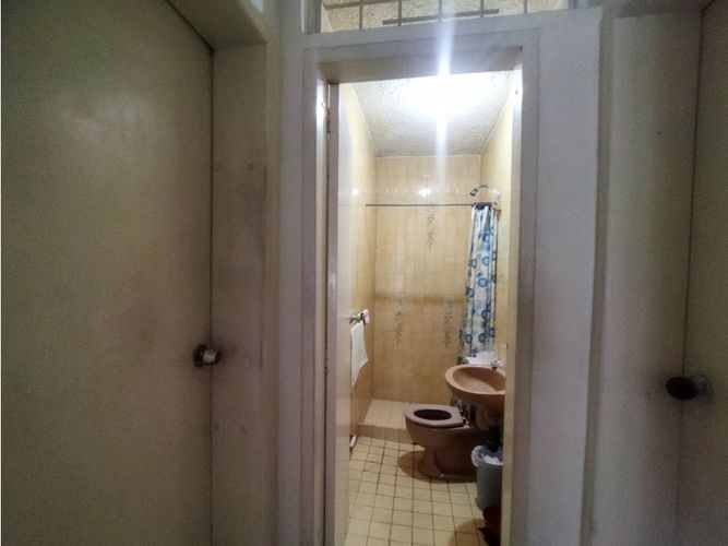 Casa de 7 alcobas en venta en San Francisco, Bucaramanga, 224 m² · foto 15 de 24