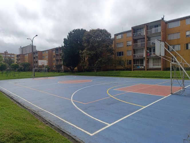 Apartamento de 4 alcobas en venta en Colseguros, Bogotá, 113 m² · foto 3 de 22