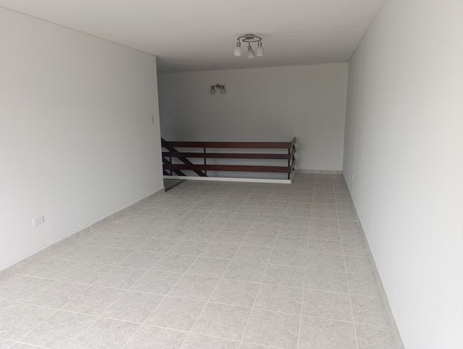 Apartamento de 4 alcobas en venta en Colseguros, Bogotá, 113 m² · foto 8 de 22
