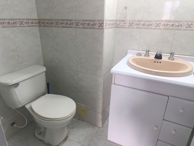 Apartamento de 4 alcobas en venta en Colseguros, Bogotá, 113 m² · foto 12 de 22