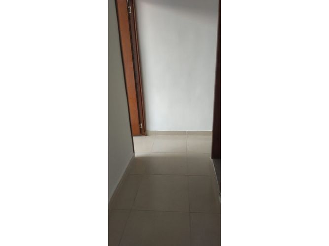 Apartamento de 3 alcobas en venta en Hsd. San Antonio De Carrizal, Girón, 60 m² · foto 11 de 18