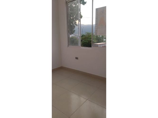 Apartamento de 3 alcobas en venta en Hsd. San Antonio De Carrizal, Girón, 60 m² · foto 13 de 18
