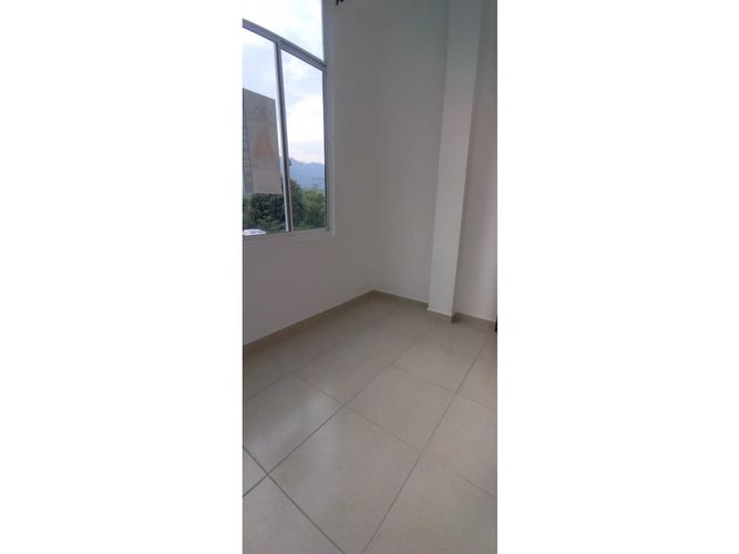 Apartamento de 3 alcobas en venta en Hsd. San Antonio De Carrizal, Girón, 60 m² · foto 18 de 18