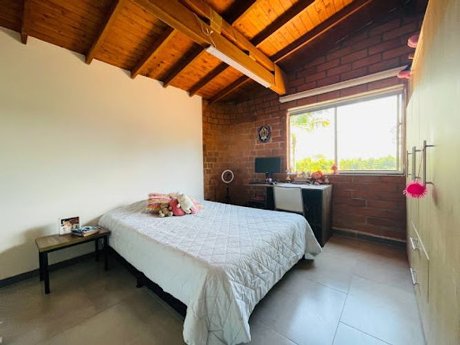 Casa de 3 alcobas en venta en El Porvenir, Rionegro, 300 m² · foto 23 de 24