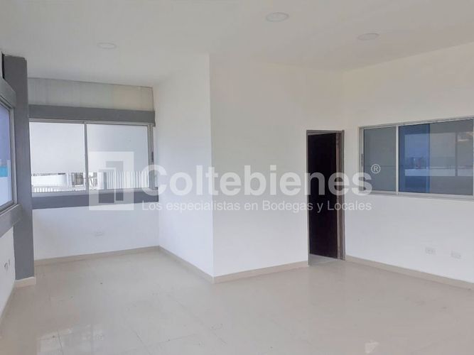 Bodega en arriendo en La Aldea, La Estrella, 350 m² · foto 3 de 7