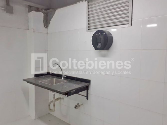 Bodega en arriendo en La Aldea, La Estrella, 736 m² · foto 5 de 7
