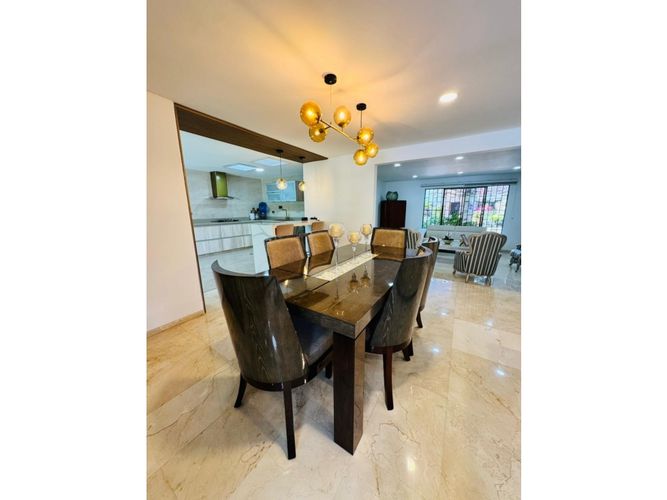 Casa de 4 alcobas en venta en Pance, Cali, 400 m² · foto 2 de 24