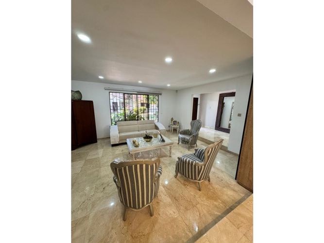 Casa de 4 alcobas en venta en Pance, Cali, 400 m² · foto 3 de 24