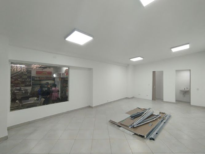 Local en arriendo en La Candelaria, Medellín, 43 m² · foto 2 de 12