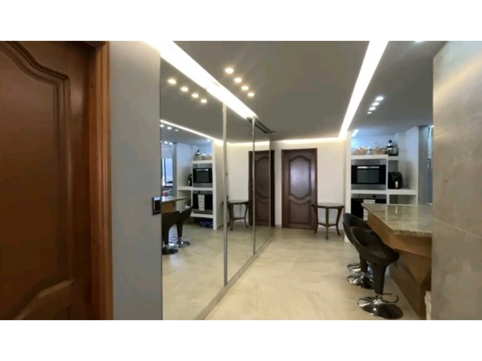 Apartamento en venta en Rodadero Sur, Santa Marta · foto 10 de 14
