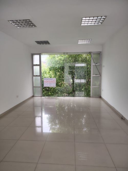 Oficina en arriendo en La Playa, Cúcuta, 30 m² · foto 3 de 5