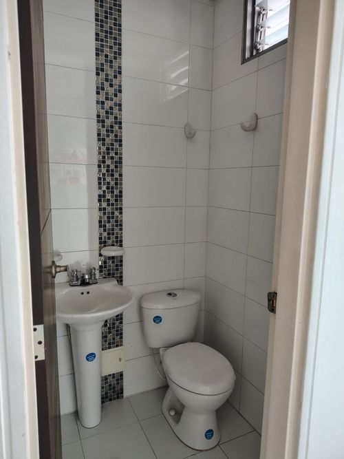 Oficina en arriendo en La Playa, Cúcuta, 30 m² · foto 5 de 6