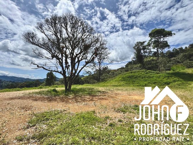 Lote en venta en El Carmen, El Retiro, 1574 m² · foto 7 de 10