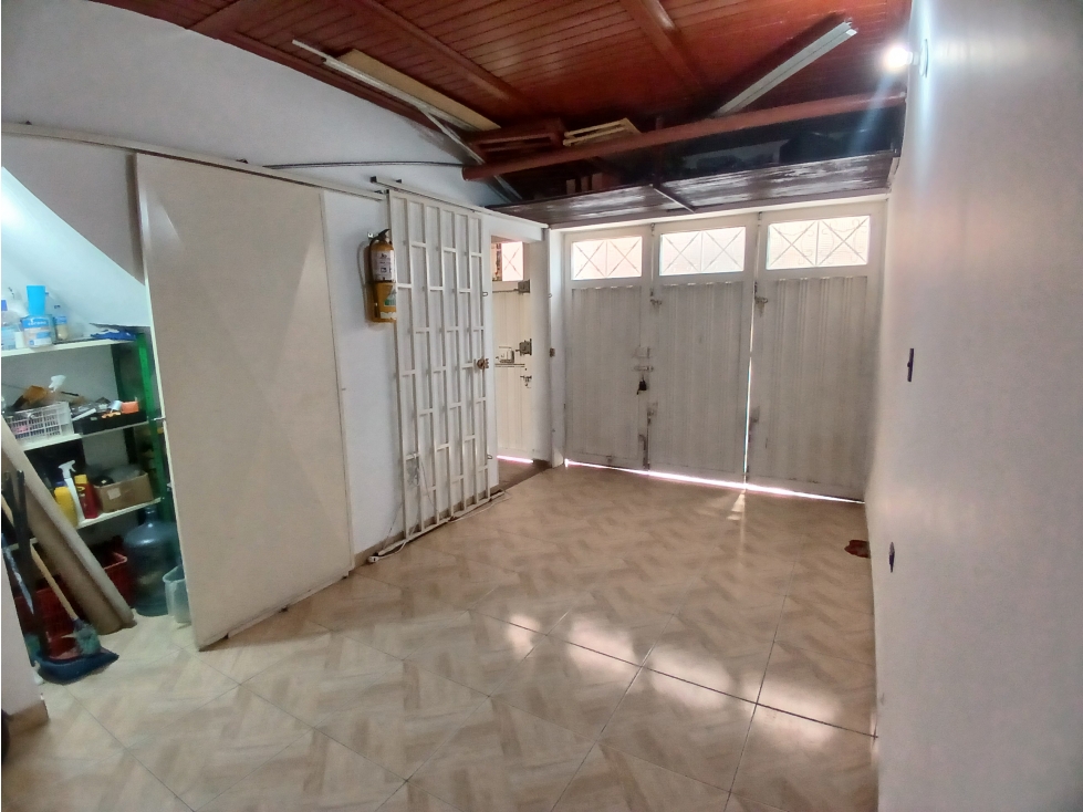Casa en venta en Quinta Ramos, Bogotá · foto 3 de 15