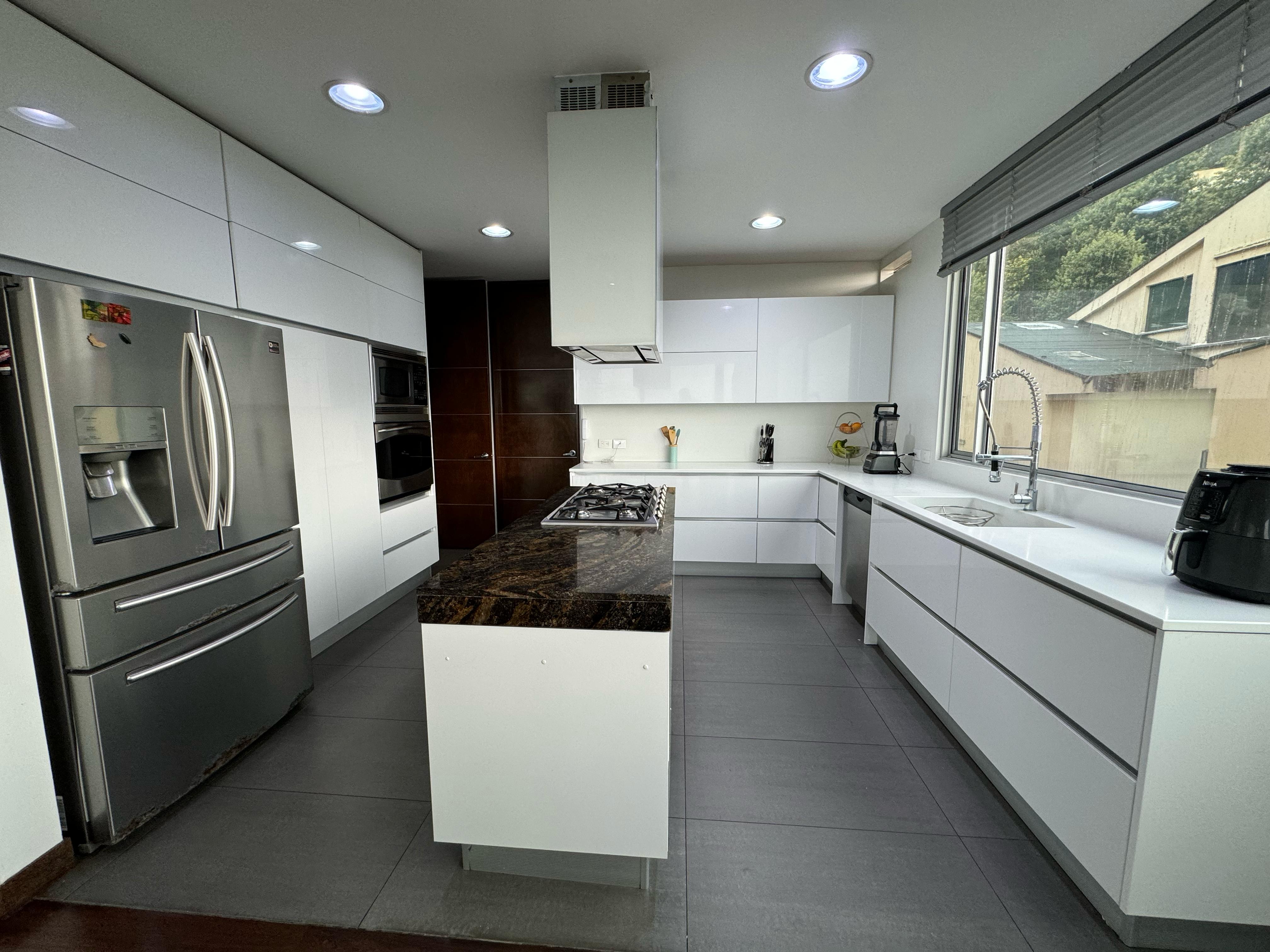 Apartamento en venta en Chicó Alto, Bogotá · foto 6 de 24