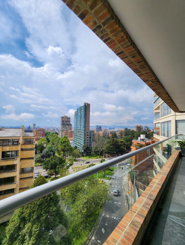 Apartamento en venta en Chicó Alto, Bogotá · foto 16 de 24