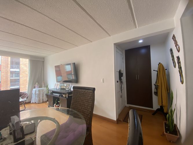 Apartamento de 3 alcobas en venta en Cedritos, Bogotá, 65 m² · foto 8 de 20