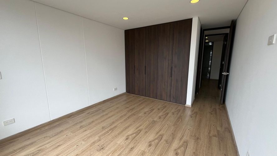 Apartamento de 2 alcobas en venta en Los Cedritos, Bogotá, 82 m² · foto 11 de 24