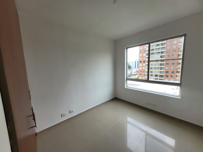 Apartamento de 3 alcobas en venta en Ciudad Jardin, Cali, 107 m² · foto 6 de 18