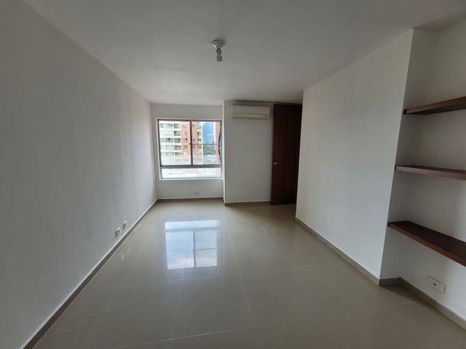 Apartamento de 3 alcobas en venta en Ciudad Jardin, Cali, 107 m² · foto 7 de 18