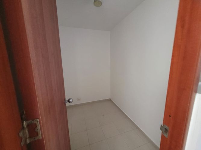 Apartamento de 3 alcobas en venta en Ciudad Jardin, Cali, 107 m² · foto 8 de 18