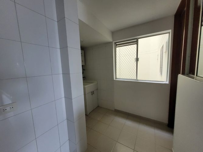 Apartamento de 3 alcobas en venta en Ciudad Jardin, Cali, 107 m² · foto 9 de 18