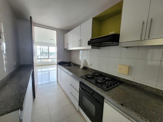Apartamento de 3 alcobas en venta en Ciudad Jardin, Cali, 107 m² · foto 13 de 18