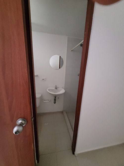 Apartamento de 3 alcobas en venta en Ciudad Jardin, Cali, 107 m² · foto 17 de 18