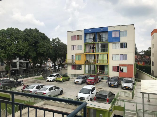 Apartamento de 2 alcobas en venta en La Selva, Cali, 60 m² · foto 2 de 24