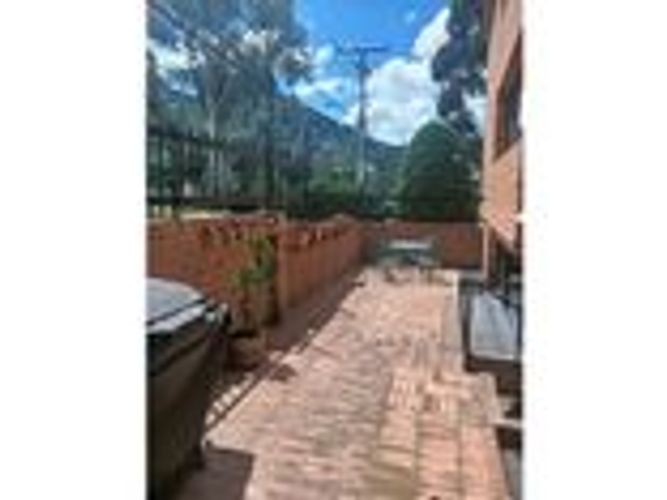 Apartamento de 3 alcobas en venta en Santa Ana Oriental, Bogotá, 150 m² · foto 2 de 6