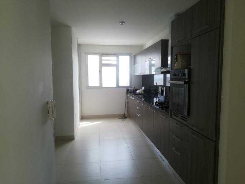 Apartamento en venta en Riomar, Barranquilla · foto 8 de 24