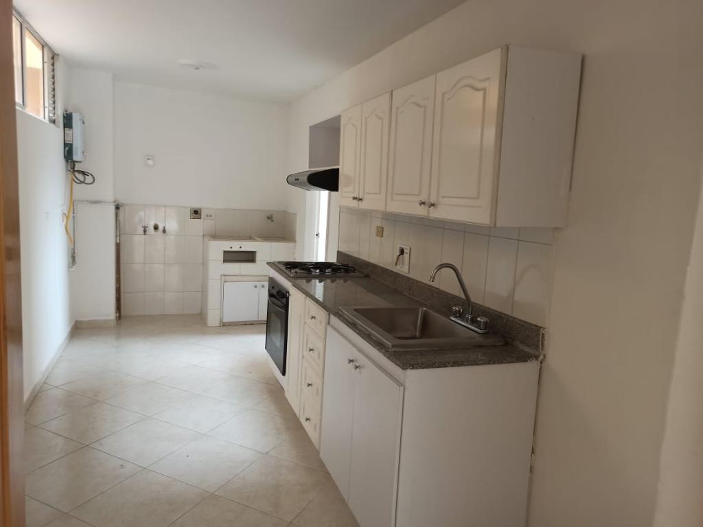 Apartamento en venta en Belén Rosales, Medellín 2