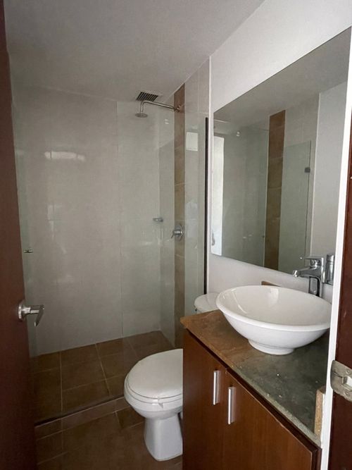 Apartamento de 3 alcobas en arriendo en Zuñiga, Envigado, 129 m² · foto 9 de 18