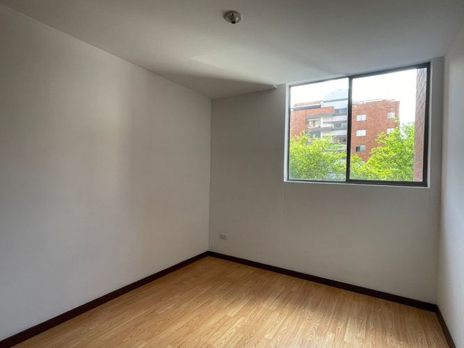 Apartamento de 3 alcobas en arriendo en Zuñiga, Envigado, 129 m² · foto 12 de 18