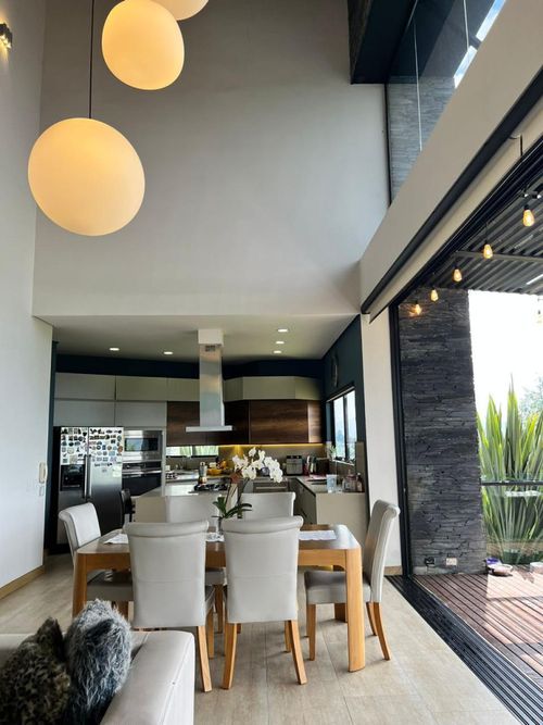 Casa de 4 alcobas en venta en La Tablaza, La Estrella, 450 m² · foto 4 de 24