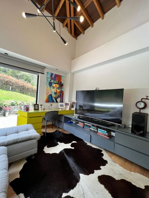 Casa de 4 alcobas en venta en La Tablaza, La Estrella, 450 m² · foto 9 de 24