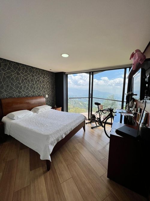 Casa de 4 alcobas en venta en La Tablaza, La Estrella, 450 m² · foto 12 de 24