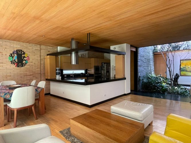 Casa de 4 alcobas en venta en Zuñiga, Envigado, 396 m² · foto 6 de 15