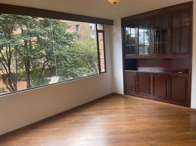 Apartamento de 3 alcobas en venta en Bella Suiza, Bogotá, 150 m² · foto 2 de 19