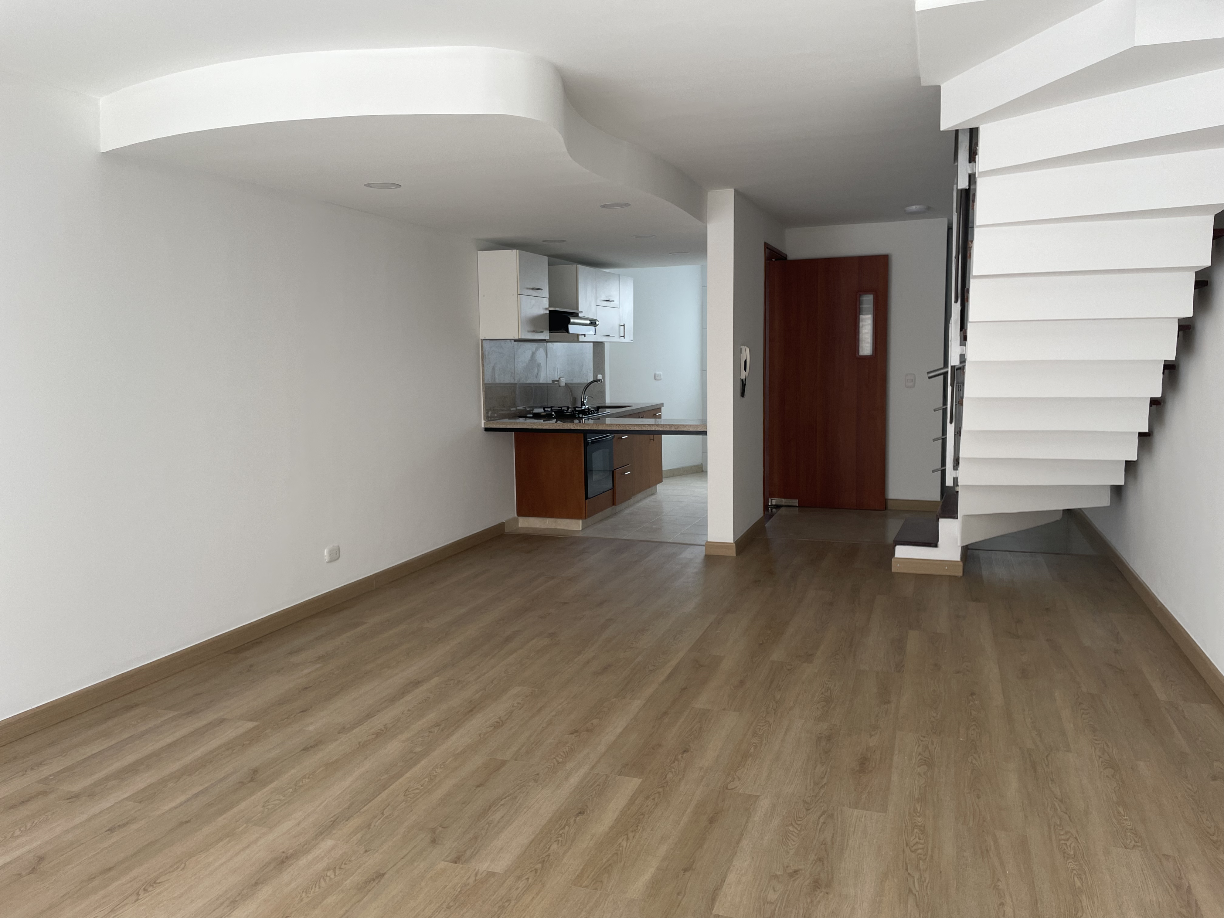 Casa en venta en El Batán, Bogotá · foto 3 de 24