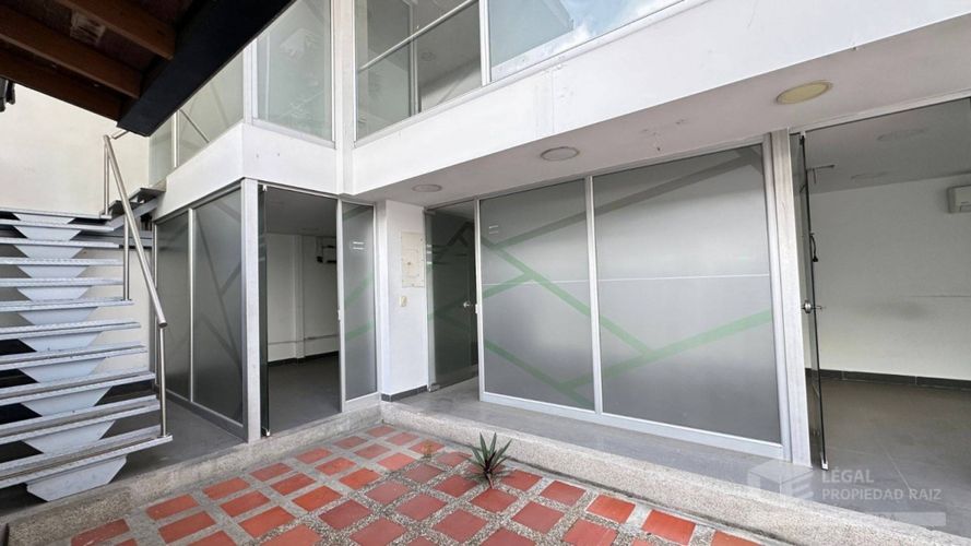 Casa de 22 alcobas en arriendo en Calasanz, Medellín, 600 m² · foto 4 de 8