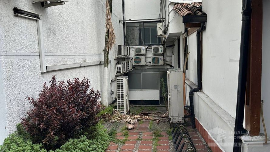Casa de 22 alcobas en arriendo en Calasanz, Medellín, 600 m² · foto 8 de 8
